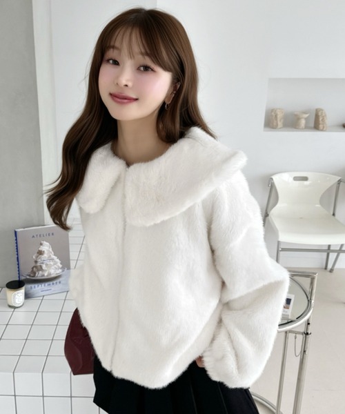 Ada.(エイダ)の「ラビットファー ビッグカラー ショートコート(ステンカラーコート・レディース・ブラウン/オフホワイト/アイボリー・M)」の1枚目の写真