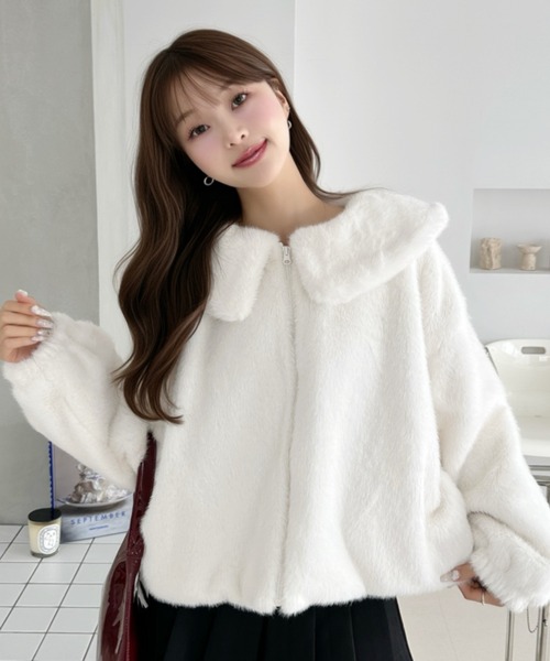 Ada.(エイダ)の「ラビットファー ビッグカラー ショートコート(ステンカラーコート・レディース・ブラウン/オフホワイト/アイボリー・M)」の16枚目の写真