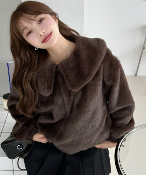 Ada.(エイダ)の「ラビットファー ビッグカラー ショートコート(ステンカラーコート・レディース・ブラウン/オフホワイト/アイボリー・M)」の11枚目の写真