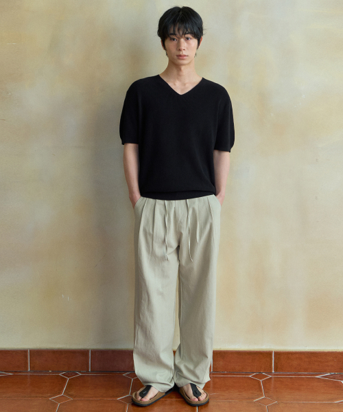 WEDNESDAY OASIS（ウェンズデーオアシス）の「ウォッシャブルエブリVネックハーフニット_BLACK(WC26KN49)（ニット/セーター・メンズ・ブラック・MEDIUM/LARGE）」の3枚目の写真