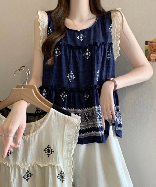 LUCPY(ラクピー)の「エスニック刺繍ティアードブラウス(シャツ/ブラウス・レディース・ブルー/ブラック/ホワイト・FREE)」の5枚目の写真