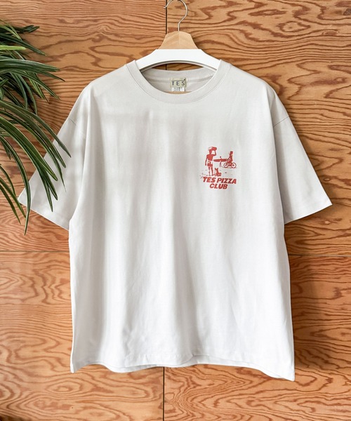 The Endless Summer(エンドレスサマー)の「WEB/FLAG LTD PIZZA CLUB TEE(Tシャツ/カットソー・メンズ・サンドベージュ/ホワイト・LARGE/MEDIUM/X-LARGE)」の8枚目の写真