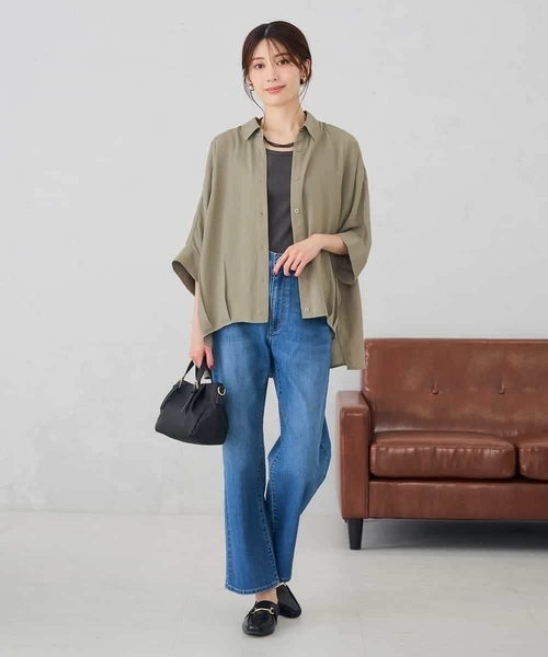 a.v.v(アーヴェヴェ)の「さらっと涼しい 楊柳ドルマンシャツ【2WAY/イージーケア】(シャツ/ブラウス・レディース・ブラウン/カーキ/ブラック・39)」の8枚目の写真