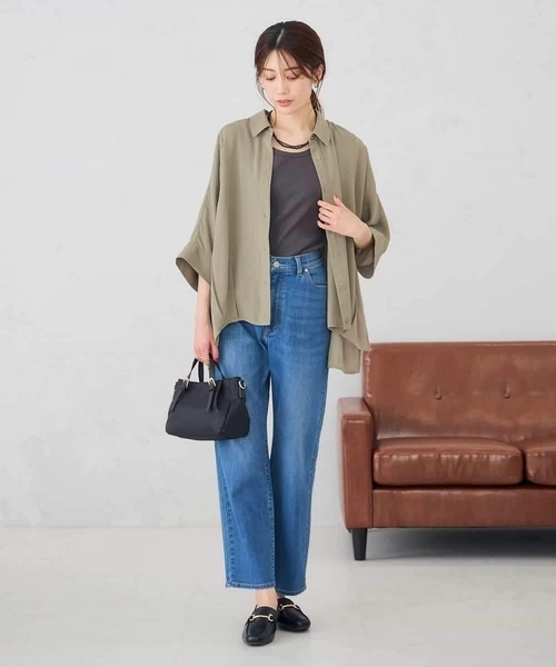 a.v.v(アーヴェヴェ)の「さらっと涼しい 楊柳ドルマンシャツ【2WAY/イージーケア】(シャツ/ブラウス・レディース・ブラウン/カーキ/ブラック・39)」の10枚目の写真