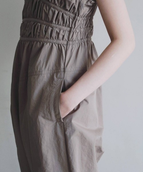 anuke（アンヌーク）の「anuke Gather Wide Combinaison（ワンピース・レディース・ブラック/ベージュ・38/36）」の9枚目の写真