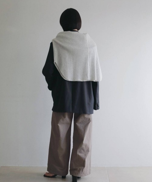 anuke（アンヌーク）の「anuke Gather Wide Combinaison（ワンピース・レディース・ブラック/ベージュ・38/36）」の11枚目の写真