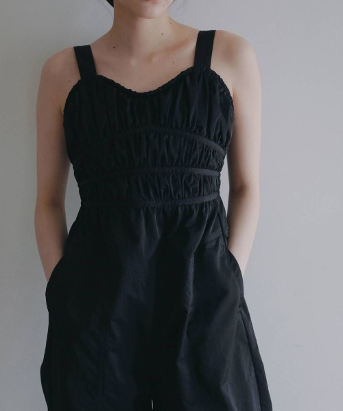 anuke（アンヌーク）の「anuke Gather Wide Combinaison（ワンピース・レディース・ブラック/ベージュ・38/36）」の14枚目の写真