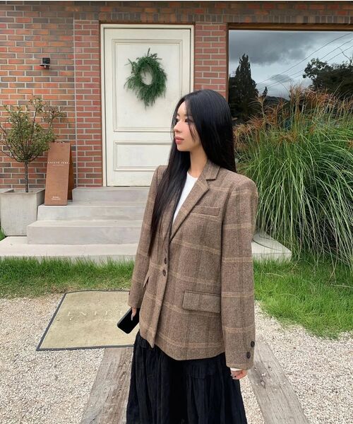 OURNOSTALGIA(アワー ノスタルジア)の「Vintage wool check tailored half jacket_Brown(O25-OT03)(その他アウター・レディース・ブラウン・FREE)」の8枚目の写真