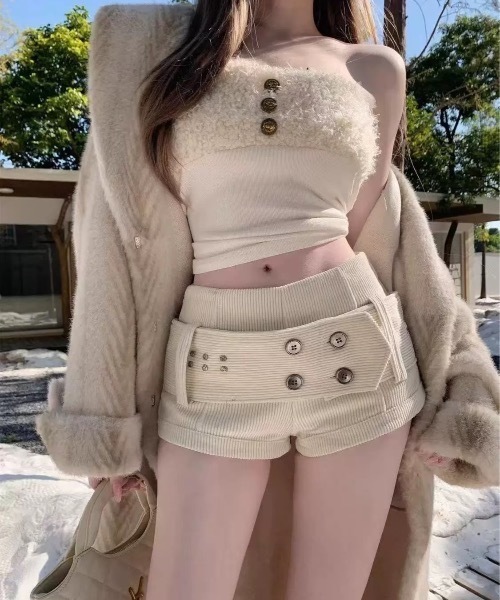 LAMPOON(ランプーン)の「コーデュロイショートパンツ(その他パンツ・レディース・ブラック/ベージュ/ブラウン・SMALL/MEDIUM/LARGE)」の9枚目の写真