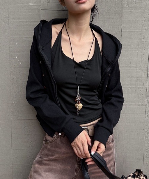 Vipoa(ヴィポア)の「studs zip up hoodie(パーカー・レディース・ブラック/グレー・FREE)」の3枚目の写真