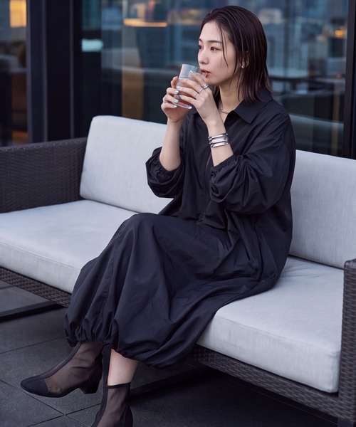 STYLE DELI(スタイルデリ)の「【DELI by】エアリーバルーンヘムZIPシャツワンピース(ワンピース・レディース・ブラック・M)」の3枚目の写真