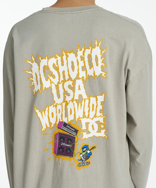 DC SHOES(ディーシーシューズ)の「DC SHOES メンズ 26 ELECTRIC LS ロンT 【2026年秋冬モデル】/バック袖プリント長袖ロンT(Tシャツ/カットソー・メンズ・ホワイト/ブラック/ホワイト系その他・MEDIUM/LARGE/X-LARGE)」の4枚目の写真