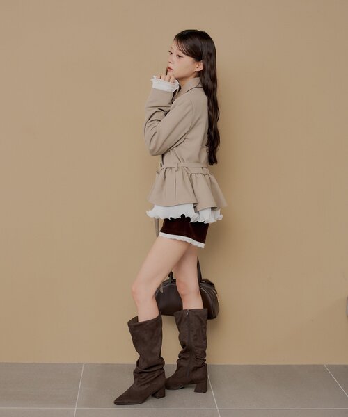 Chico(チコ)の「レースレイヤードダブルボタンショートパンツ(その他パンツ・レディース・ブラック/ベージュ/ブラウン・SMALL/MEDIUM)」の13枚目の写真