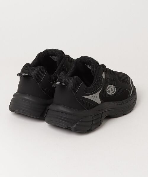 DIESEL(ディーゼル)の「キッズ ローカットスニーカー S-RUNVINRI(スニーカー・キッズ・ブラック/ホワイト・40/#6/37.5/25)」の3枚目の写真