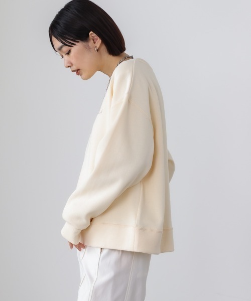 Bou Jeloud(ブージュルード)の「MOSELフロッキーロゴプルオーバー(その他トップス・レディース・ブラック/グレー/オフホワイト・FREE)」の9枚目の写真