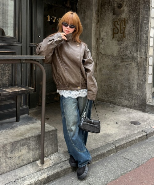 RAY CASSIN(レイカズン)の「レース切替ルーズTシャツ / ロンT(Tシャツ/カットソー・レディース・ブラック/ホワイト/グレー・FREE)」の12枚目の写真