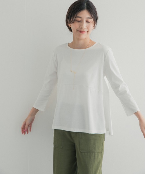 URBAN RESEARCH DOORS(アーバンリサーチドアーズ)の「『UR TECH』完声シルケットペプラムプルオーバー|UVカット/イージーケア/接触冷感/抗菌防臭(Tシャツ/カットソー・レディース・ネイビー/オフホワイト/ボルドー・FREE)」の11枚目の写真