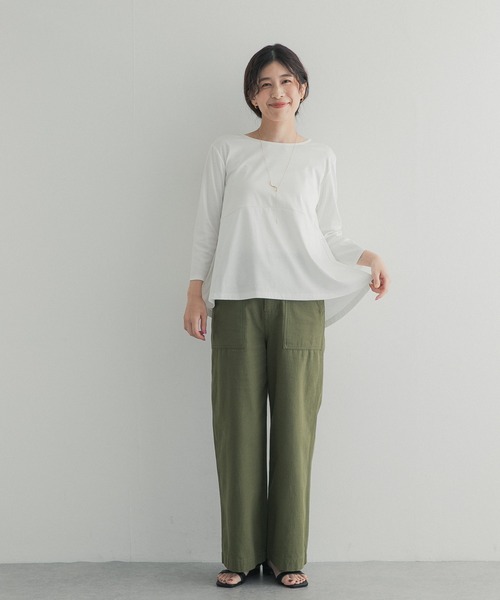 URBAN RESEARCH DOORS(アーバンリサーチドアーズ)の「『UR TECH』完声シルケットペプラムプルオーバー|UVカット/イージーケア/接触冷感/抗菌防臭(Tシャツ/カットソー・レディース・ネイビー/オフホワイト/ボルドー・FREE)」の13枚目の写真