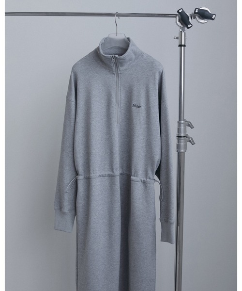 anuke（アンヌーク）の「Halfzip Sweat Onepiece（ワンピース・レディース・グレー/ネイビー・38inch/36inch）」の5枚目の写真