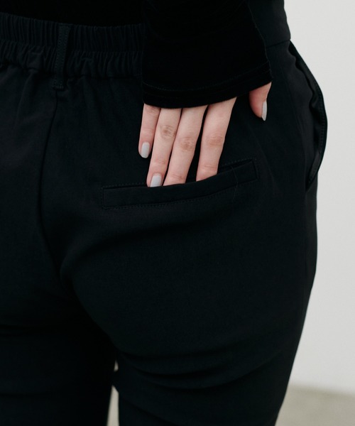 LARUTA（ラルータ）の「【LARUTA】［Web限定］ストレッチツイルショートカプリパンツ（その他パンツ・レディース・ブラック・FREE）」の17枚目の写真