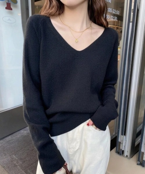 yuue' ( wear )（ユーイ）の「Vネックリブニットトップス/きれいめオフィスカジュアル（ニット/セーター・レディース・アイボリー/ホワイト/グレー/ダークブラウン/ブラック・FREE）」の15枚目の写真