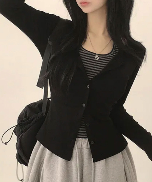 VIVID LADY（ビビッドレディー）の「ボーダーホルターネックドッキング カーディガン風プルオーバートップス（Tシャツ/カットソー・レディース・ブラック/チャコールグレー・FREE）」の2枚目の写真