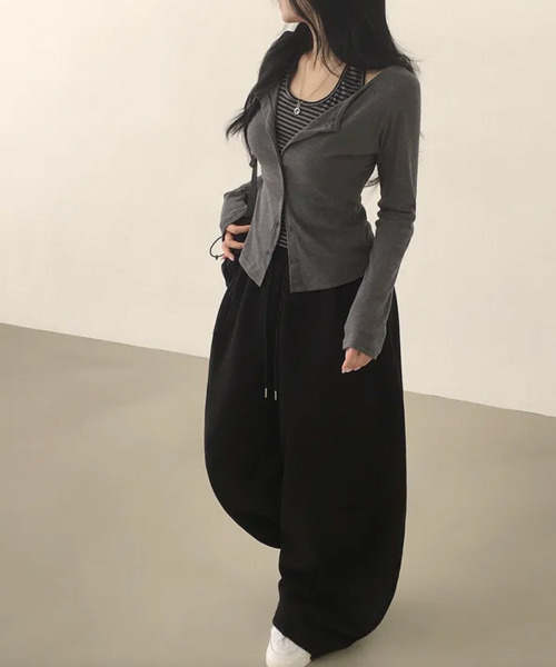 VIVID LADY（ビビッドレディー）の「ボーダーホルターネックドッキング カーディガン風プルオーバートップス（Tシャツ/カットソー・レディース・ブラック/チャコールグレー・FREE）」の6枚目の写真