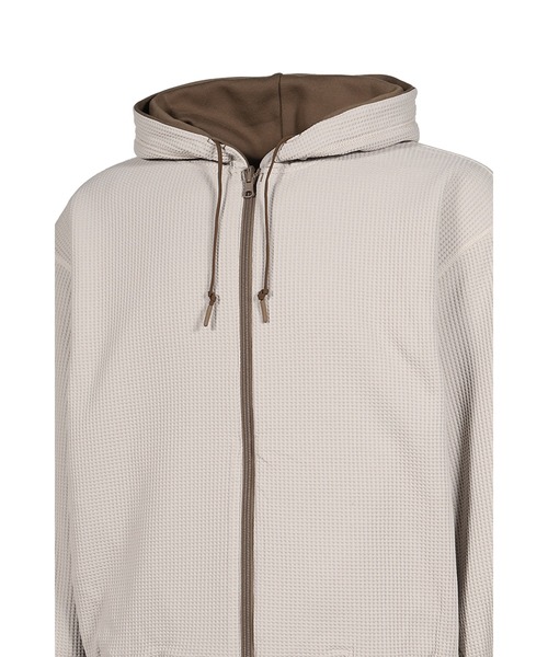 DAIWA PIER39（ダイワピア39）の「TECH SWEAT DOUBLE FACE PARKA（パーカー・メンズ・グレー/ライトブラウン・MEDIUM/SMALL）」の19枚目の写真