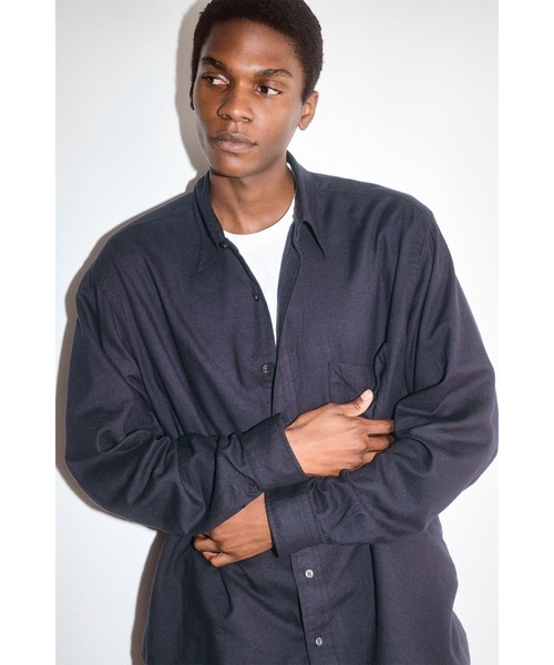 Y(ワイ)の「Y / ORGANIC COTTON / TENCEL BRUSHED TWILL SH(シャツ/ブラウス・メンズ・ネイビー/ホワイト・MEDIUM/LARGE/SMALL)」の13枚目の写真