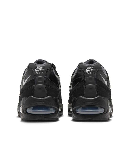 NIKE(ナイキ)の「ナイキ エア マックス 95 ビッグバブル SE ウィメンズシューズ / Nike Air Max 95 Big Bubble SE Women's Shoes IV2839-001 Black(スニーカー・レディース・ブラック・25/22.5/22)」の4枚目の写真
