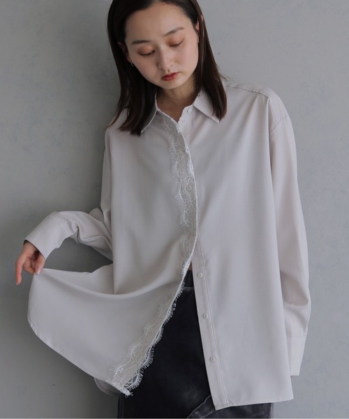 &g'aime(アンジェム)の「【&g'aime 】レース付きオーバーシャツ Lace Trimmed Over Shirt(シャツ/ブラウス・レディース・アイボリー/ブラック/チャコールグレー・FREE)」の4枚目の写真