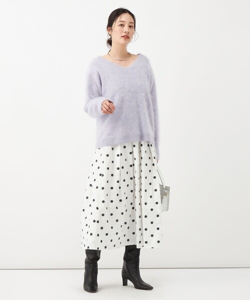 NOLLEY’S(ノーリーズ)の「ウールファースパンコールVネックプルオーバー(ニット/セーター・レディース・ラベンダー/ダークネイビー・38)」の20枚目の写真