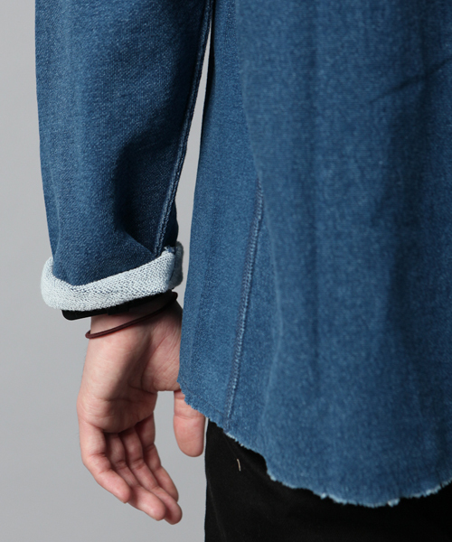 Champion(チャンピオン)の「Champion / チャンピオン × AMERICAN RAG CIE 別注リバースウィ-ブ インディゴ スウェットシャツ(C8-J024)(スウェット・メンズ・インディゴブルー/ダークインディゴブルー・SMALL/MEDIUM/LARGE)」の7枚目の写真