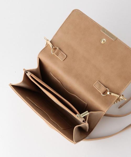 Another Edition（アナザーエディション）の「【WEB店舗限定】コンビウォレットショルダー/ aeBFC CMB SHLD（ショルダーバッグ・レディース・ダークグレー/ベージュ/ナチュラル/レッド・フリー）」の13枚目の写真