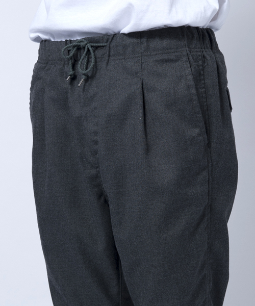SILAS（サイラス）の「EASY PLEATED PANTS(MADE IN JAPAN)（その他パンツ・メンズ・チャコール/ネイビー・34inch/30 inch/32inch）」の10枚目の写真