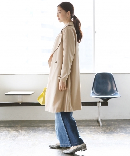 LEPSIM（レプシィム）の「Vカットフラットパンプス　742389（パンプス・レディース・ライトブルー/ライトベージュ/パイソン・LARGE/SMALL/MEDIUM）」の6枚目の写真