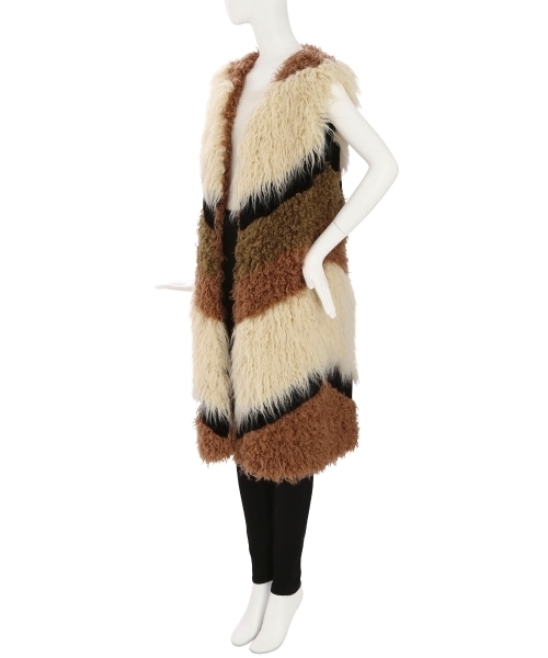 MURUA(ムルーア)の「MIX FAKE FUR VEST(その他アウター・レディース・アイボリー/マルチ・FREE)」の5枚目の写真