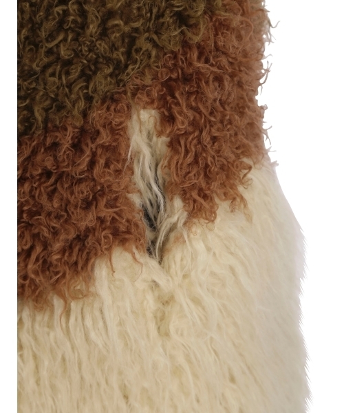 MURUA(ムルーア)の「MIX FAKE FUR VEST(その他アウター・レディース・アイボリー/マルチ・FREE)」の10枚目の写真