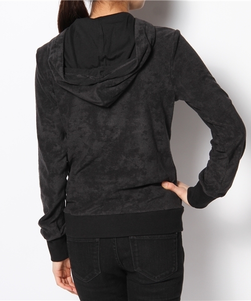 adidas Originals（アディダスオリジナルス）の「タオル生地