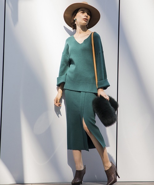 Emma Taylor（エマテイラー）の「アンゴラ混ラップテイストニットスカート（スカート・レディース・ネイビー/グレー/グリーン/ベージュ系その他・FREE）」の8枚目の写真