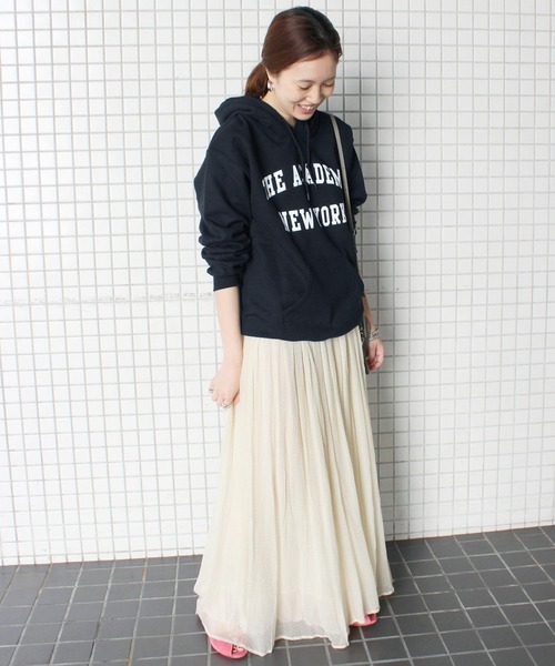 SLOBE IENA(スローブイエナ)の「The Academy New York パーカー◆(パーカー・レディース・ブラック/グレー系その他/レッド・FREE)」の5枚目の写真