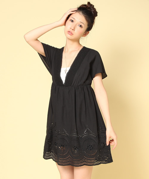 BEAMS LIGHTS Women's（ビームスライツ ウィメンズ）の「BEAMS LIGHTS / カットワークレース チュニック（チュニック・レディース・ホワイト/ブラック/ピンク・ONE SIZE）」の15枚目の写真