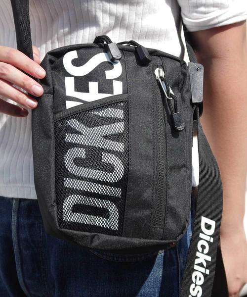 Dickies(ディッキーズ)の「【Dickies /ディッキーズ】別注ミニショルダーバック(ショルダーバッグ・レディース・ブラック/ホワイト/レッド・FREE)」の4枚目の写真