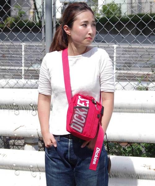 Dickies(ディッキーズ)の「【Dickies /ディッキーズ】別注ミニショルダーバック(ショルダーバッグ・レディース・ブラック/ホワイト/レッド・FREE)」の13枚目の写真