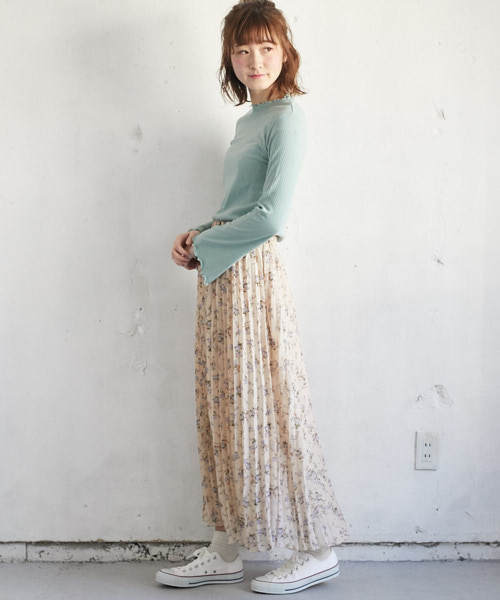 PairPair（ペアペア）の「花柄シフォンプリーツスカート（スカート・レディース・ネイビー/アイボリー・FREE）」の19枚目の写真