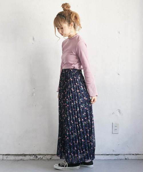 PairPair（ペアペア）の「花柄シフォンプリーツスカート（スカート・レディース・ネイビー/アイボリー・FREE）」の4枚目の写真