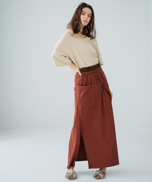 PUBLIC TOKYO(パブリックトウキョウ)の「ラップシルクカットスカート(スカート・レディース・ブラウン/アイボリー・FREE)」の3枚目の写真