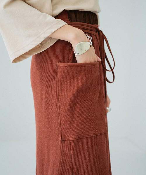 PUBLIC TOKYO(パブリックトウキョウ)の「ラップシルクカットスカート(スカート・レディース・ブラウン/アイボリー・FREE)」の7枚目の写真