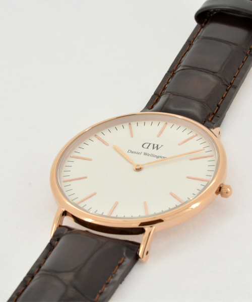bpr BEAMS（ビーピーアール ビームス ）の「DANIEL WELLINGTON / Classic ヨーク/ローズ 40mm（アナログ腕時計・メンズ・ダークブラウン/ブラウン/ブラック/ブラウン系その他/ブラック系その他・ﾌﾘ-）」の15枚目の写真