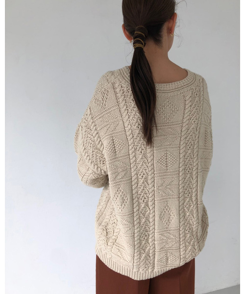 TODAYFUL（トゥデイフル）の「Vinatgeアランニット（ニット/セーター・レディース・キナリ/チョコ・FREE）」の11枚目の写真